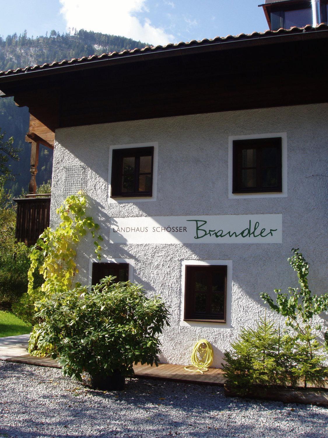 Landhaus Schoesser-Brandler Майрхофен Экстерьер фото